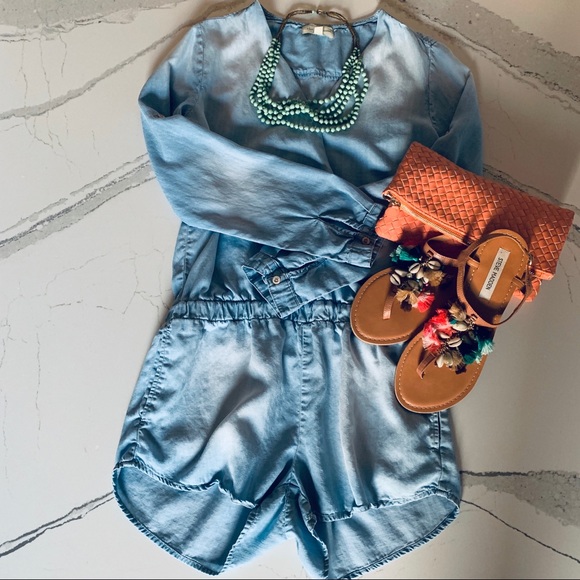 Anthropologie Pants - Cloth & Stone Faded Denim Long Sleeve Romper S